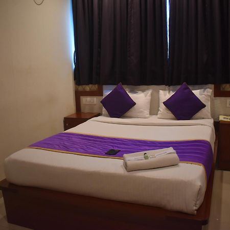 Hotel Ur Comforts Jayanagar Bangalore Exterior foto